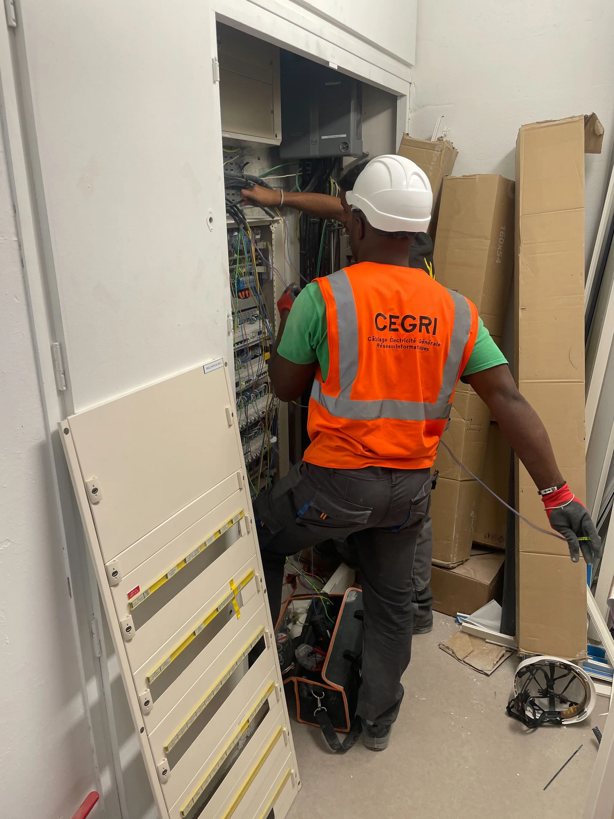 Installation électrique industrielle CEGRI Montataire - Courant fort courant faible Oise