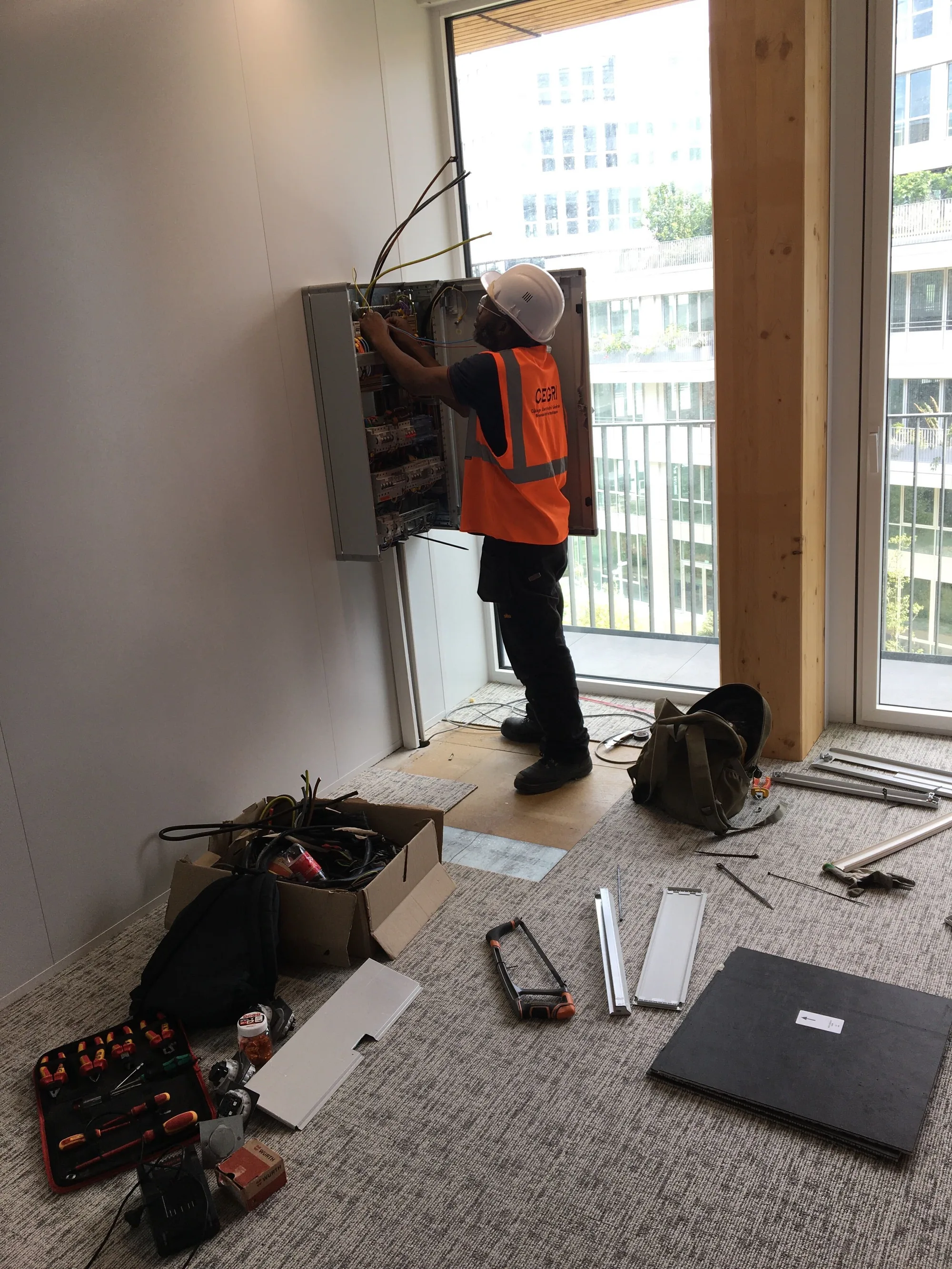 Installation détaillée précision Campus ENGIE Paris - Professionnelle CEGRI SAS électricien