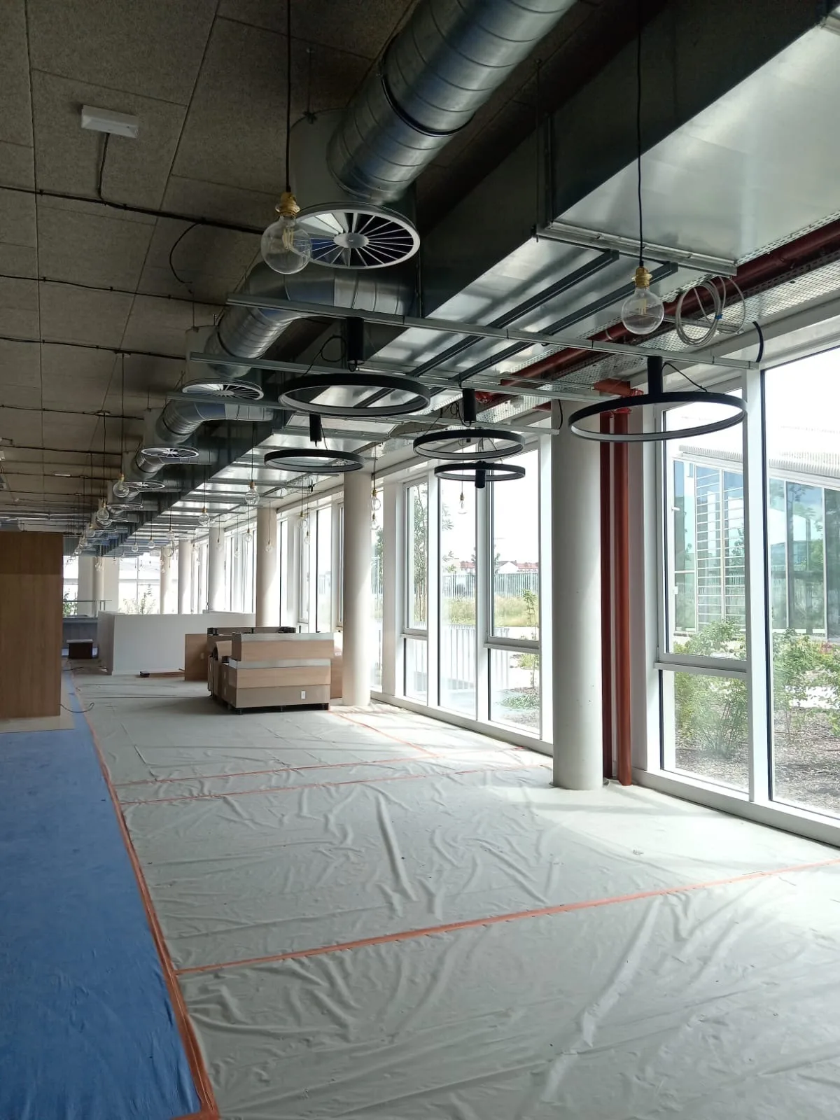 Installation électrique principale Campus ENGIE Paris 2500m² - Infrastructure moderne CEGRI SAS électricien industriel